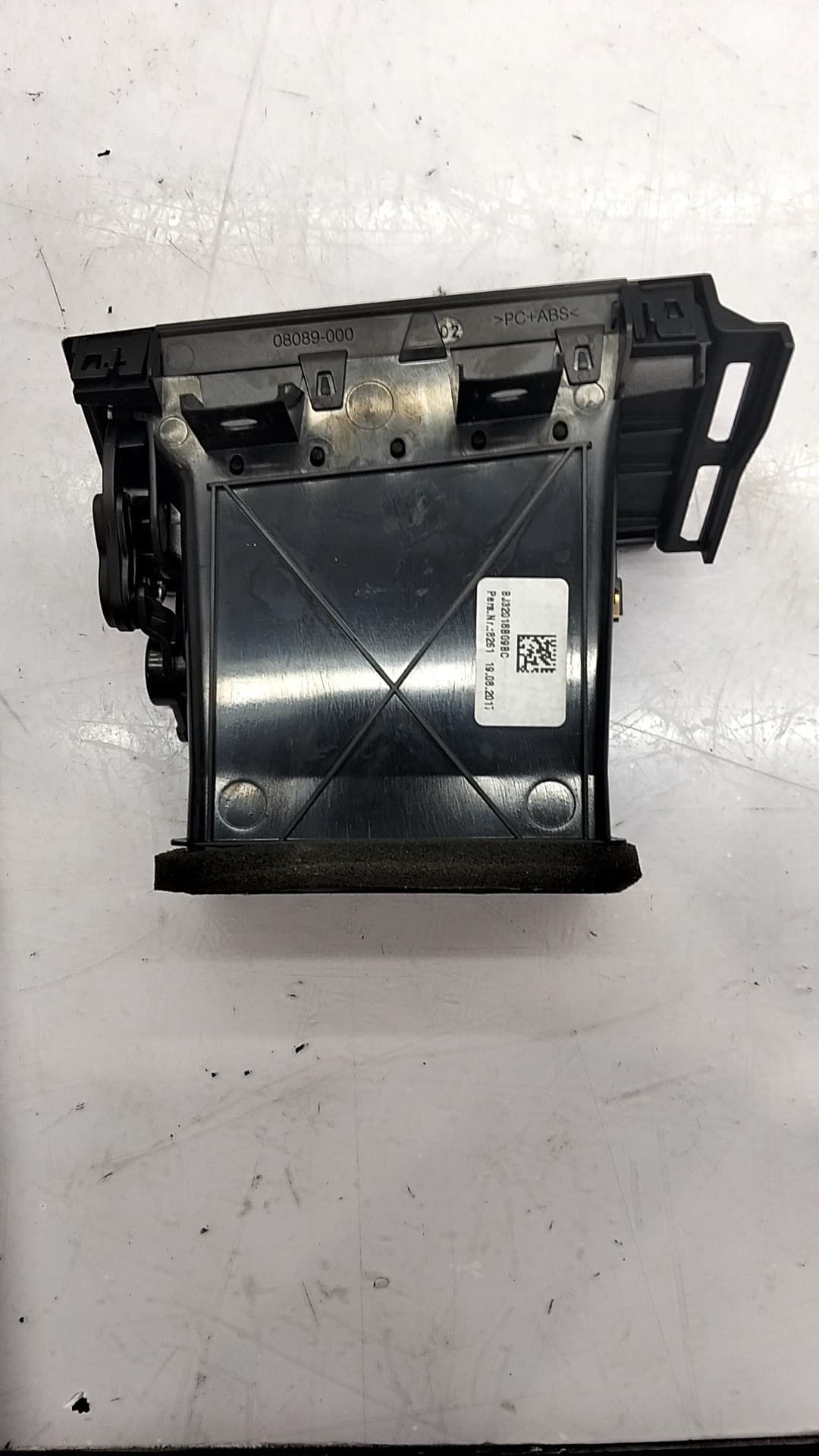 Recambio LAND ROVER RANGE ROVER EVOQUE ref. LR093940 2