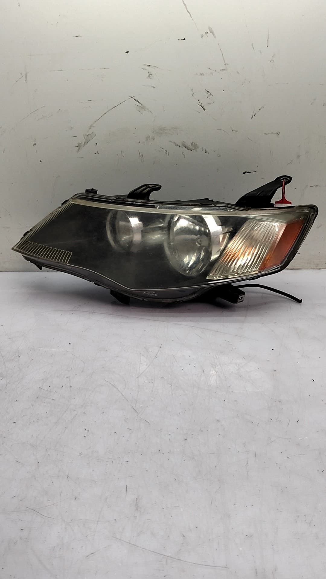 Faro izquierdo MITSUBISHI OUTLANDER II (CW_W)