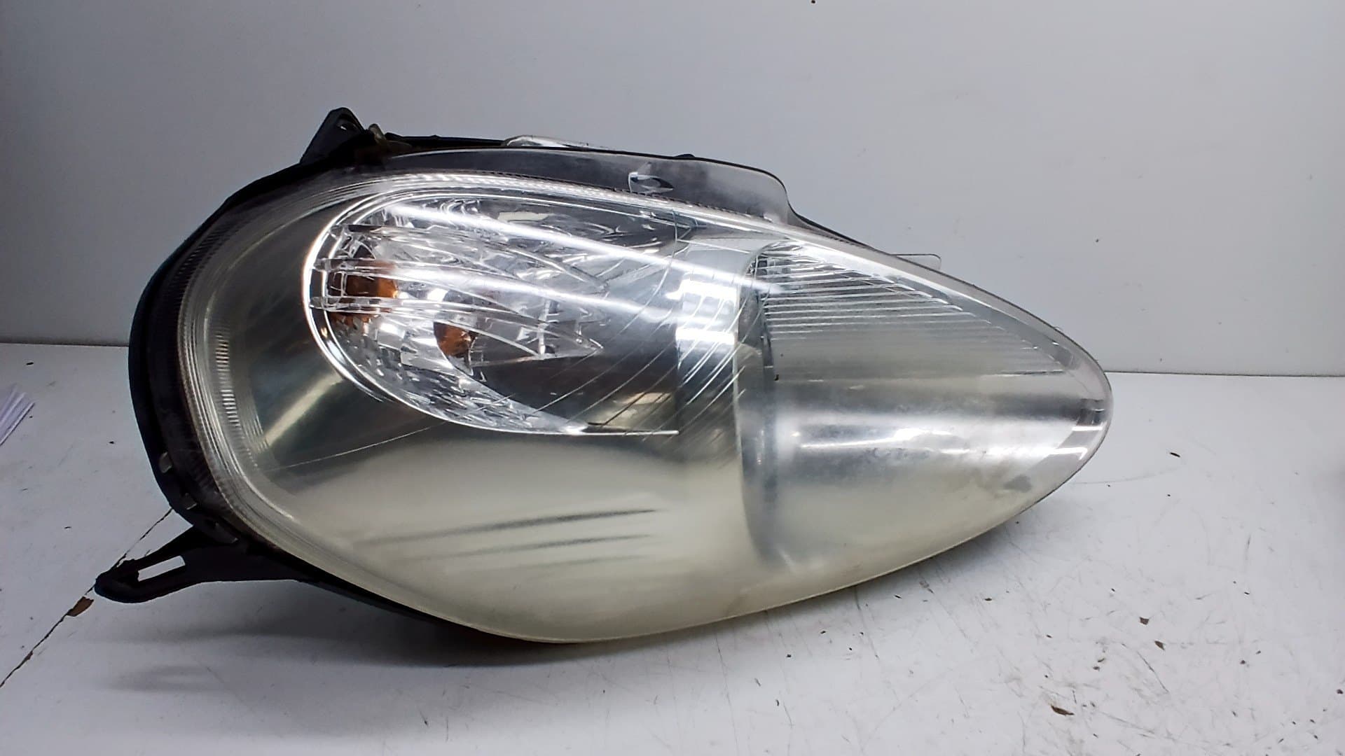 Faro izquierdo FIAT GRANDE PUNTO (199) 2