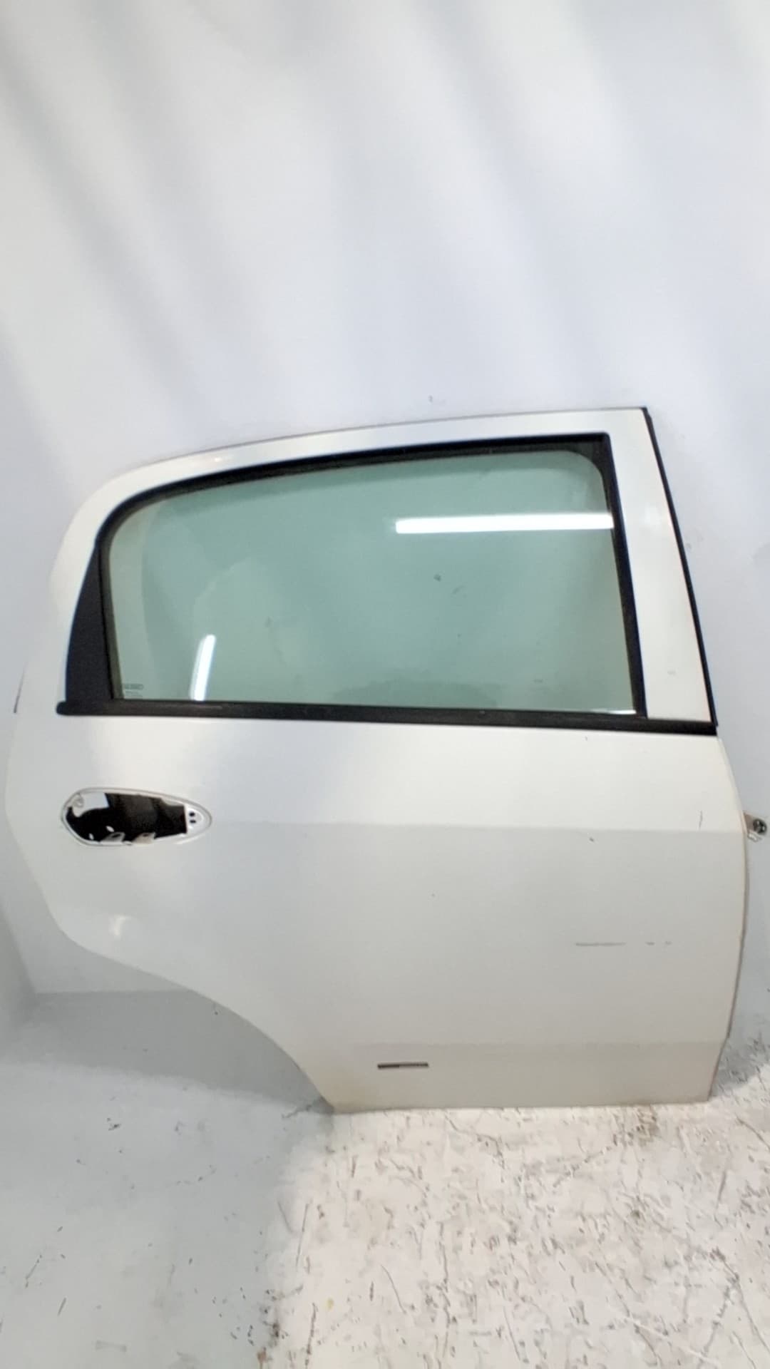 Puerta trasera derecha FIAT GRANDE PUNTO (199)