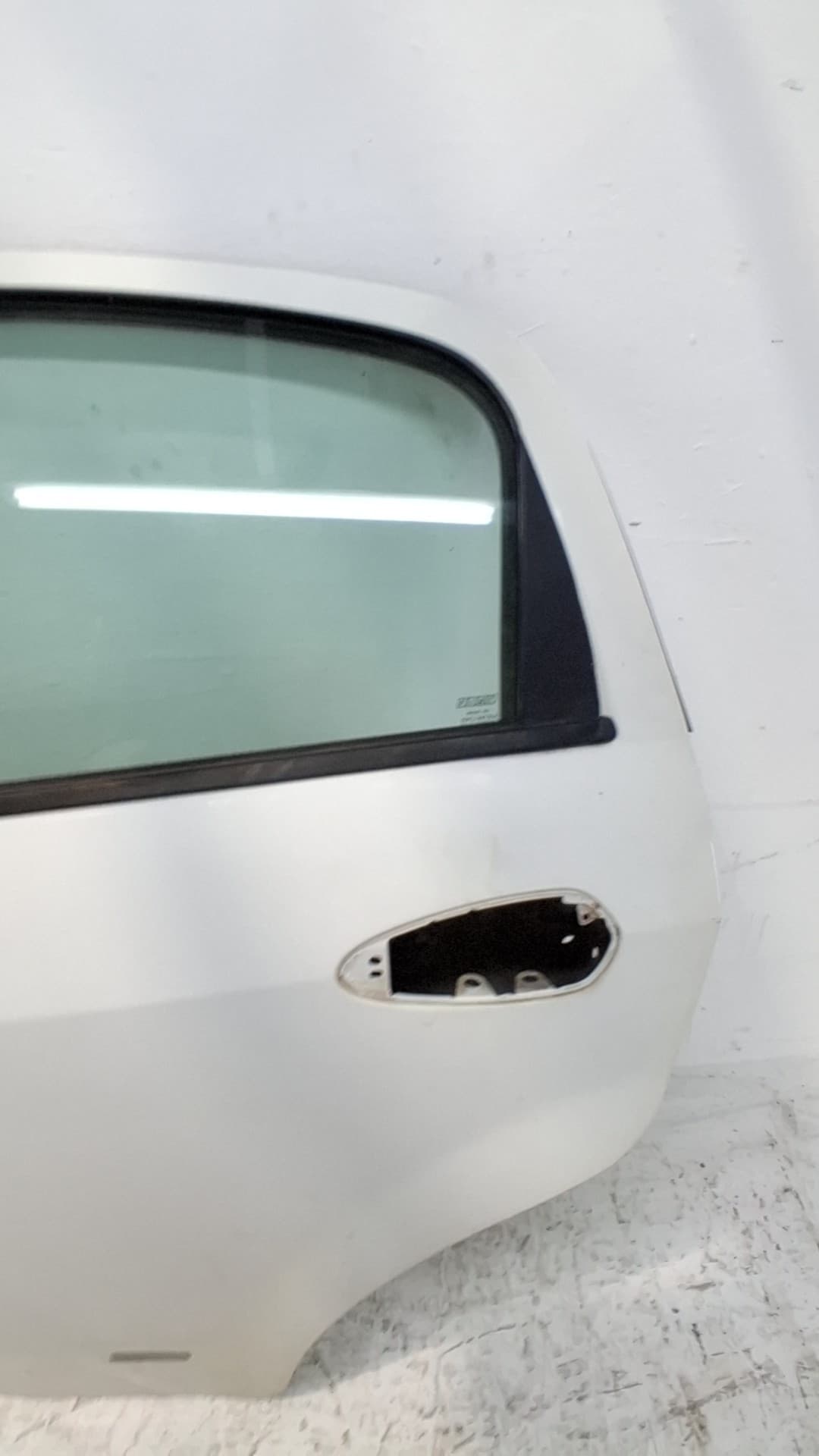 Puerta trasera izquierda FIAT GRANDE PUNTO (199) 4