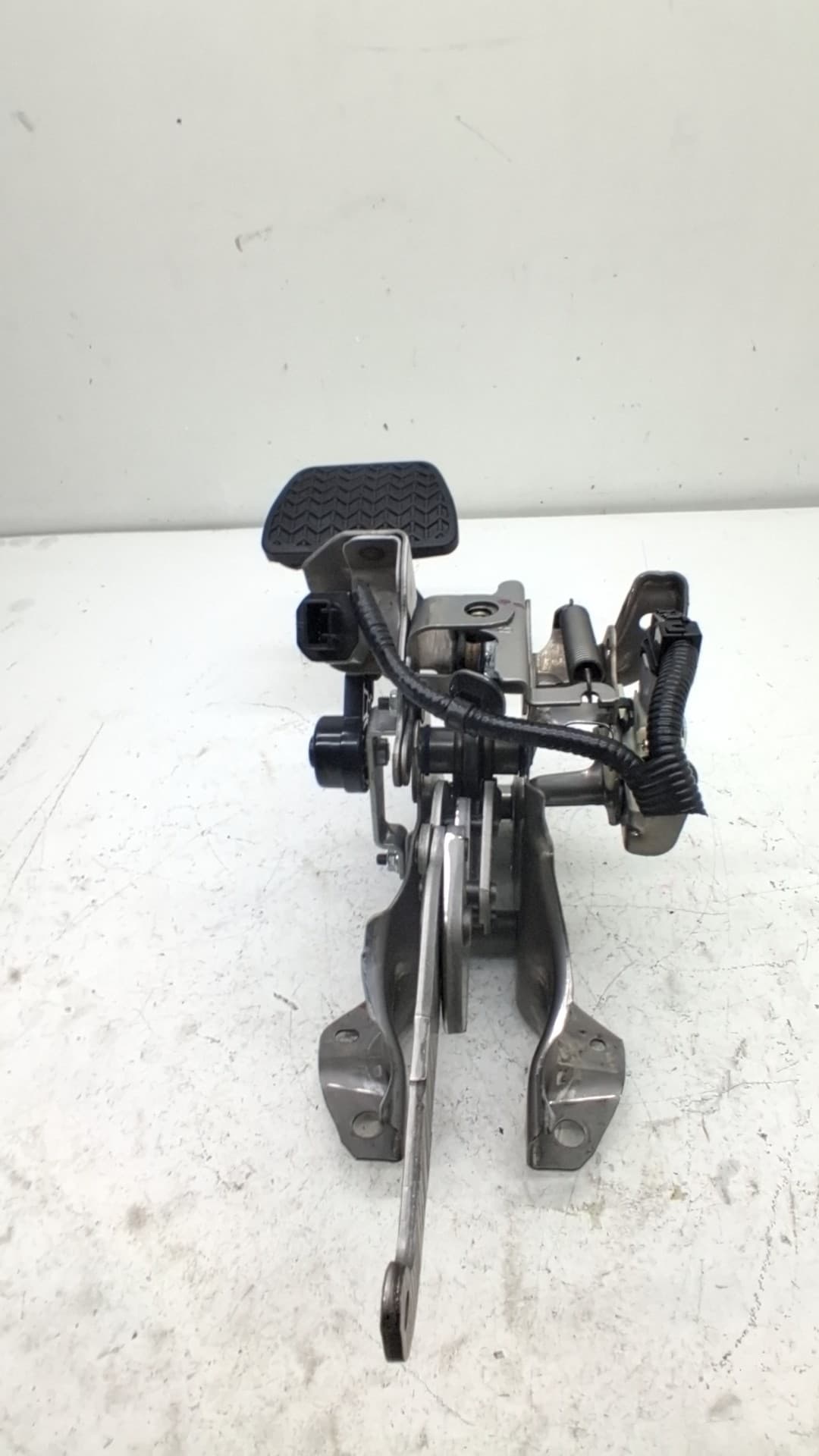 Pedal freno LEXUS NX II