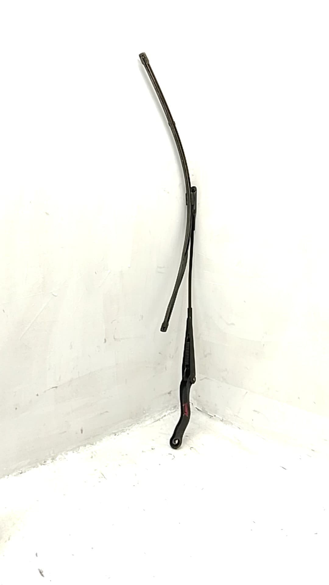 Brazo limpia delantero izquierdo OPEL CORSA D