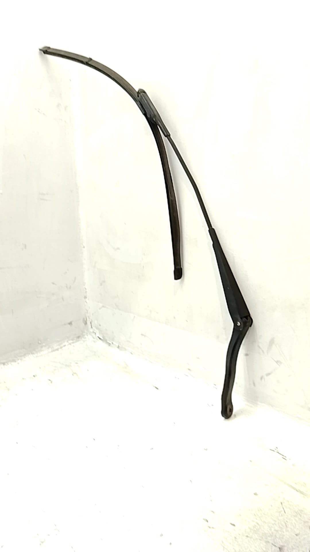 Brazo limpia delantero izquierdo OPEL CORSA D 2
