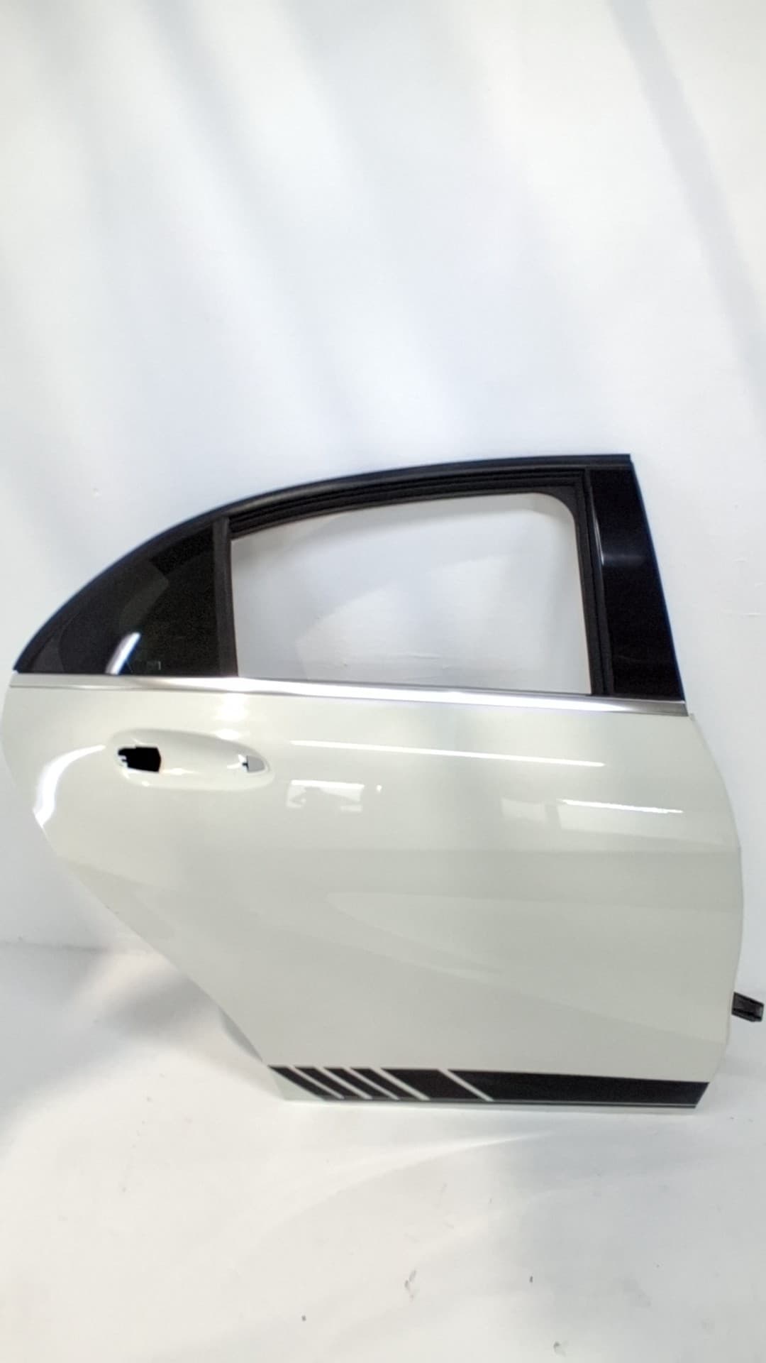 Puerta trasera derecha MERCEDES-BENZ CLASE A (W169)