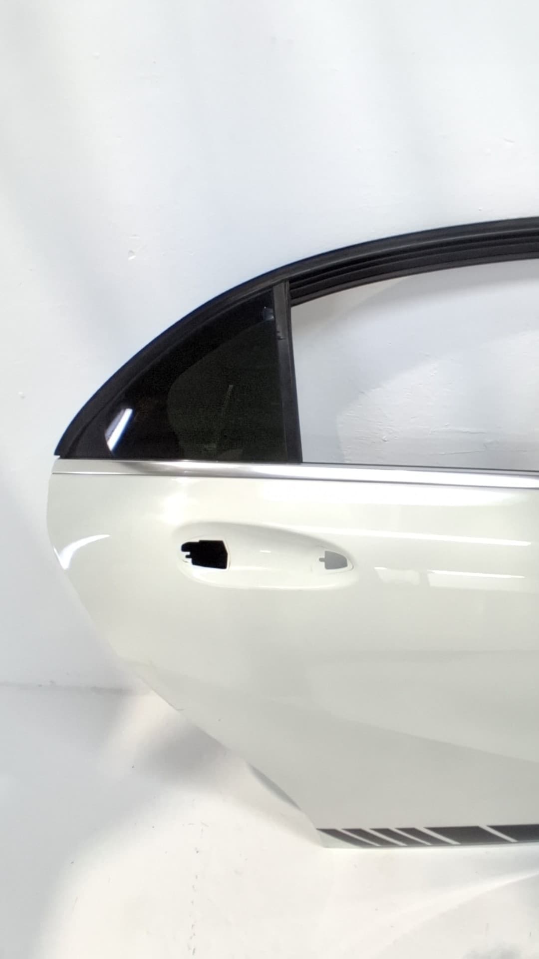 Puerta trasera derecha MERCEDES-BENZ CLASE A (W169) 5