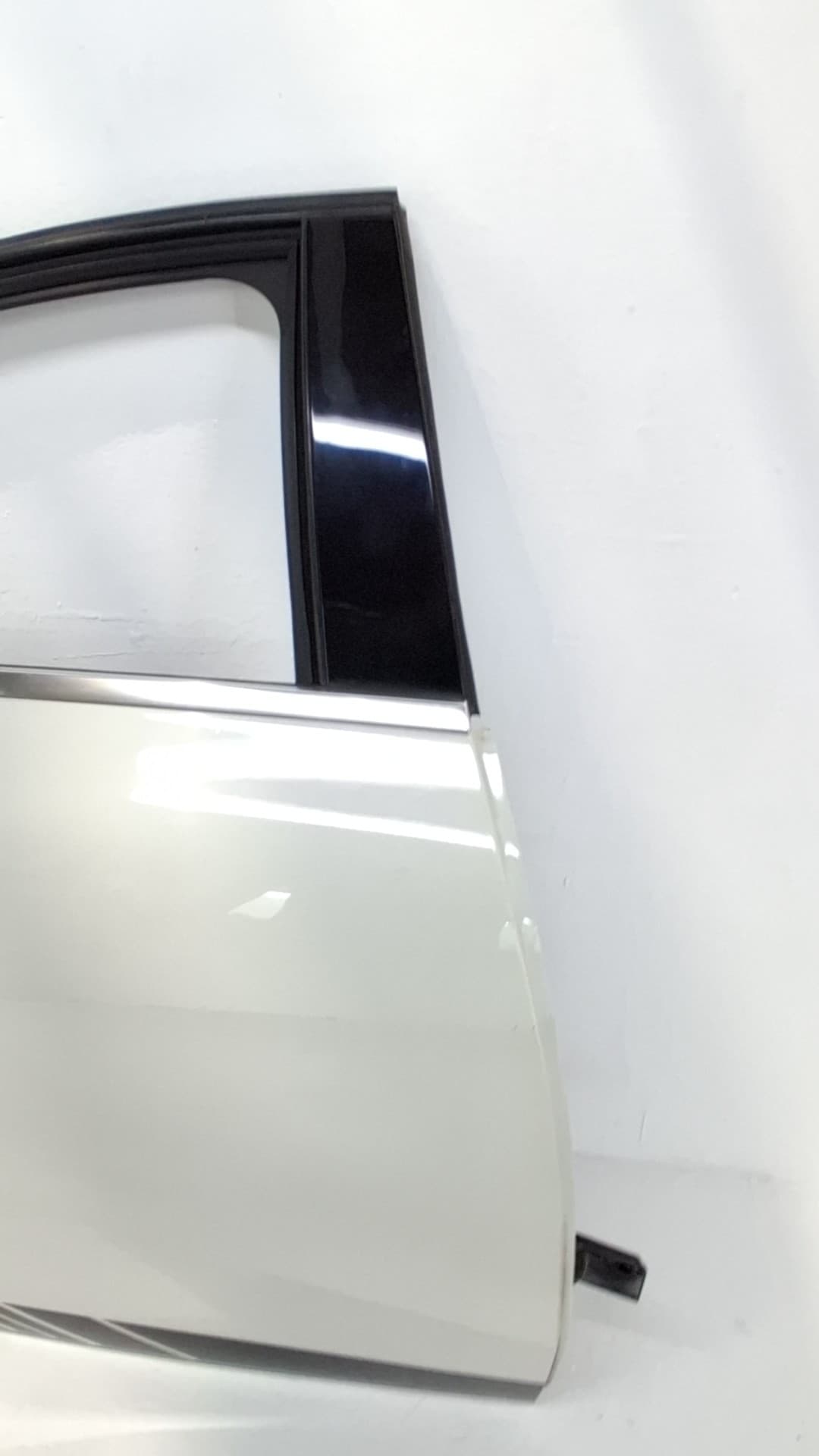 Puerta trasera derecha MERCEDES-BENZ CLASE A (W169) 4