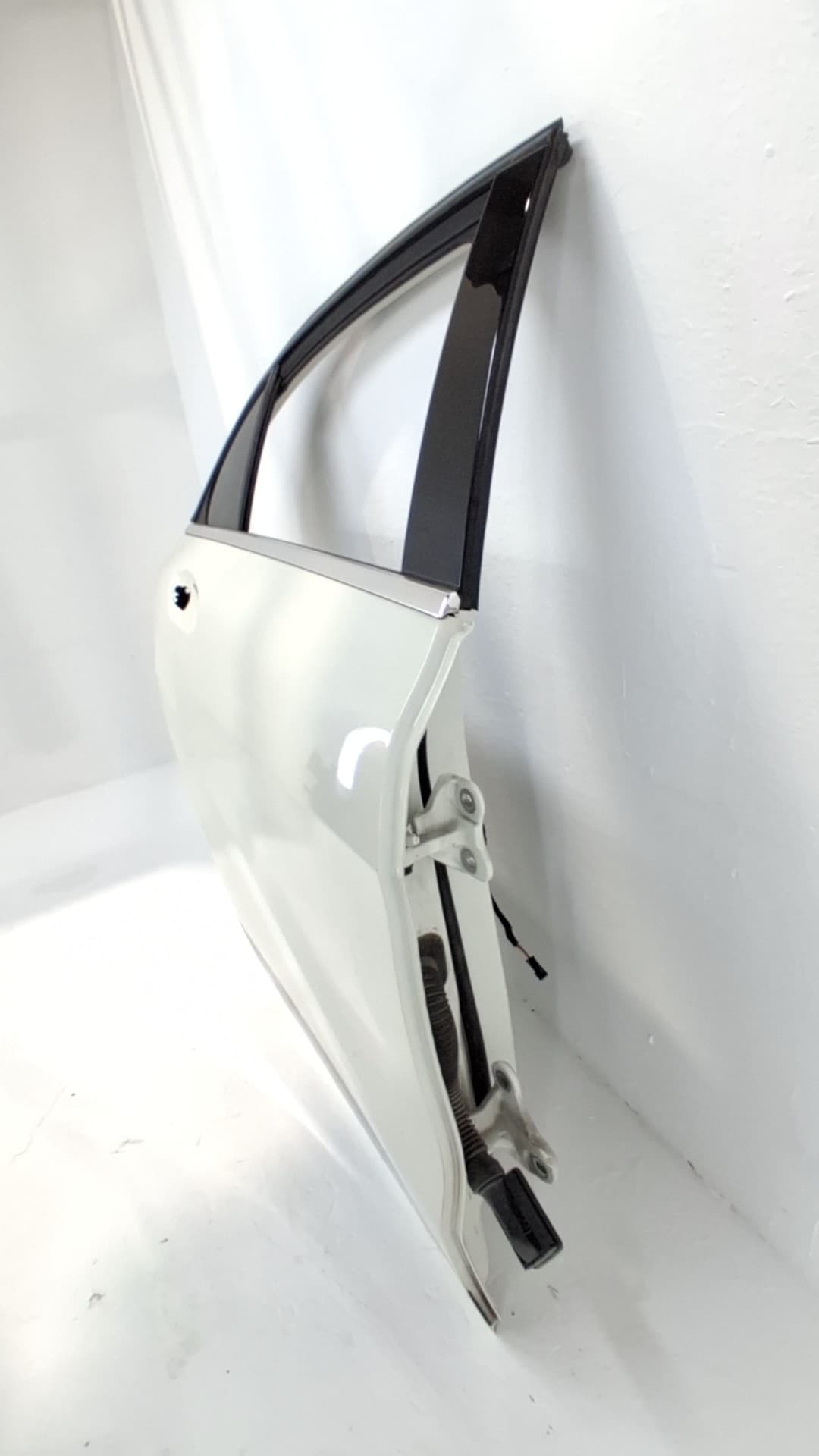 Puerta trasera derecha MERCEDES-BENZ CLASE A (W169) 3