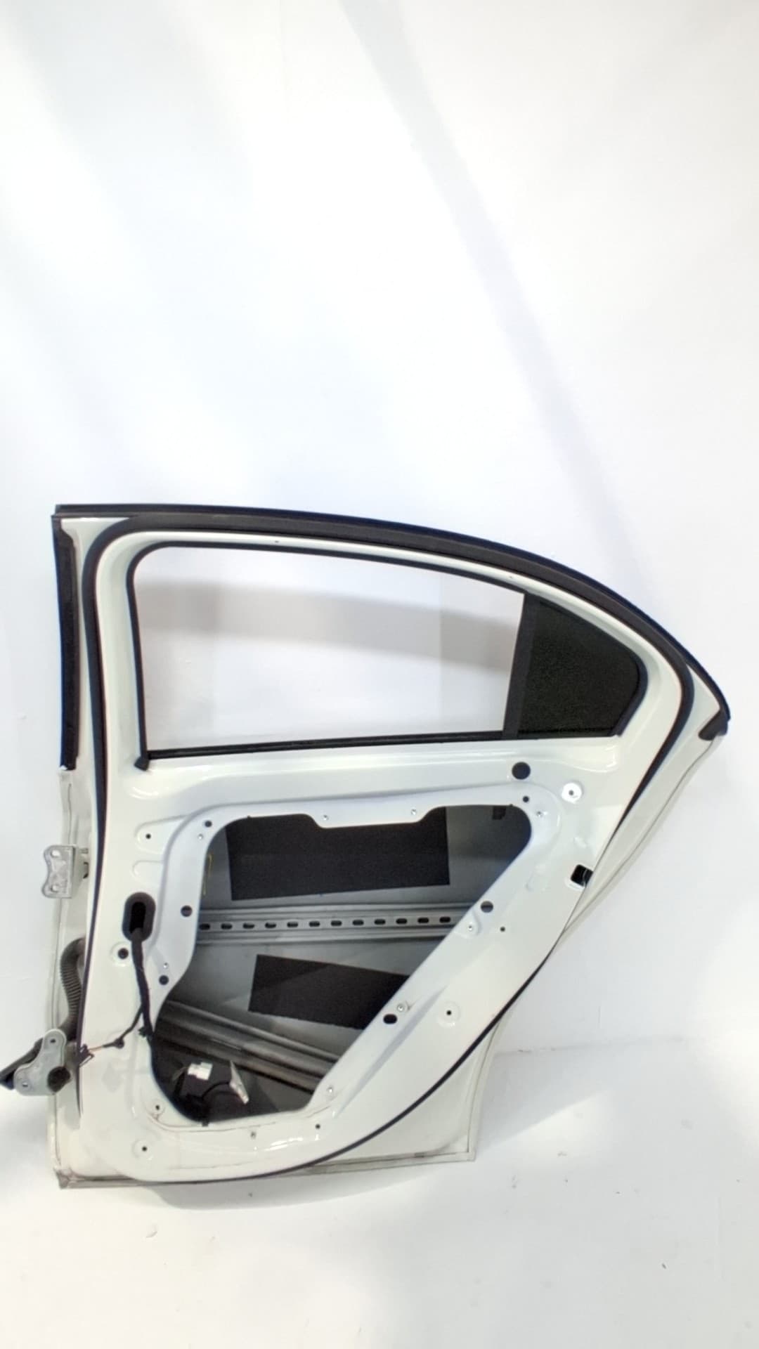 Puerta trasera derecha MERCEDES-BENZ CLASE A (W169) 2