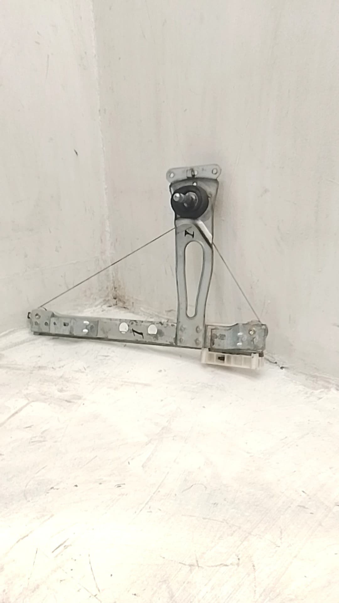 Elevalunas delantero izquierdo CITROEN C3