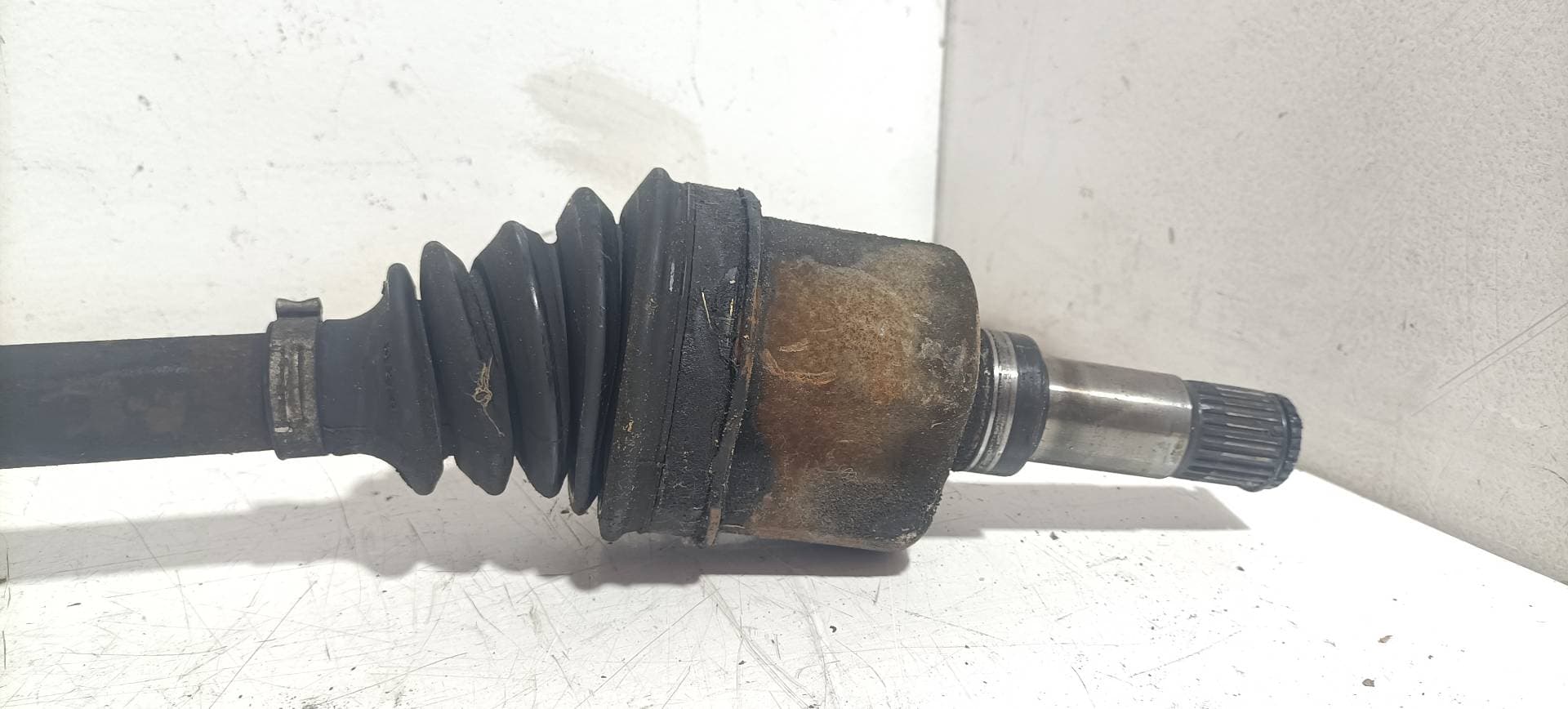 Transmision delantera izquierda FORD TRANSIT MOD 2
