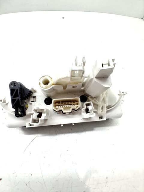 Mando climatizador RENAULT CLIO III 2