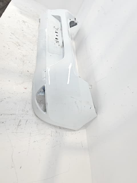 Paragolpes trasero RENAULT CLIO III 4
