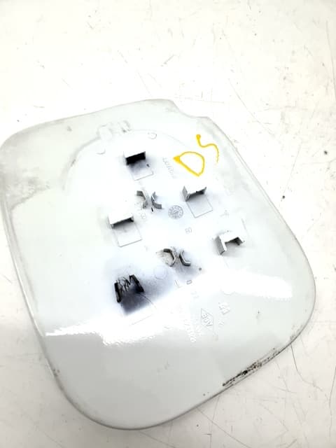 Tapa exterior combustible RENAULT CLIO III 2