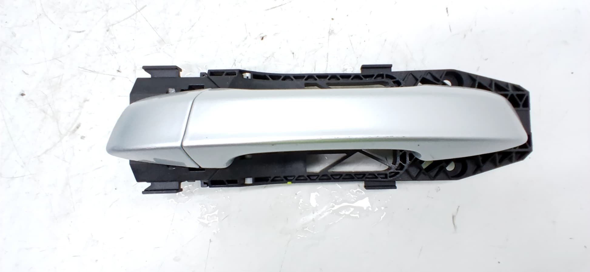 Maneta exterior trasera izquierda VOLKSWAGEN POLO 3