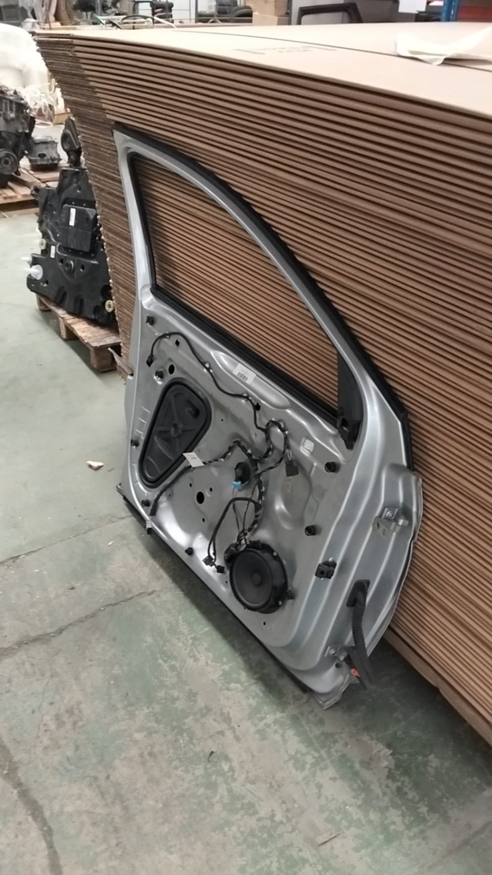 Puerta delantera izquierda VOLKSWAGEN POLO