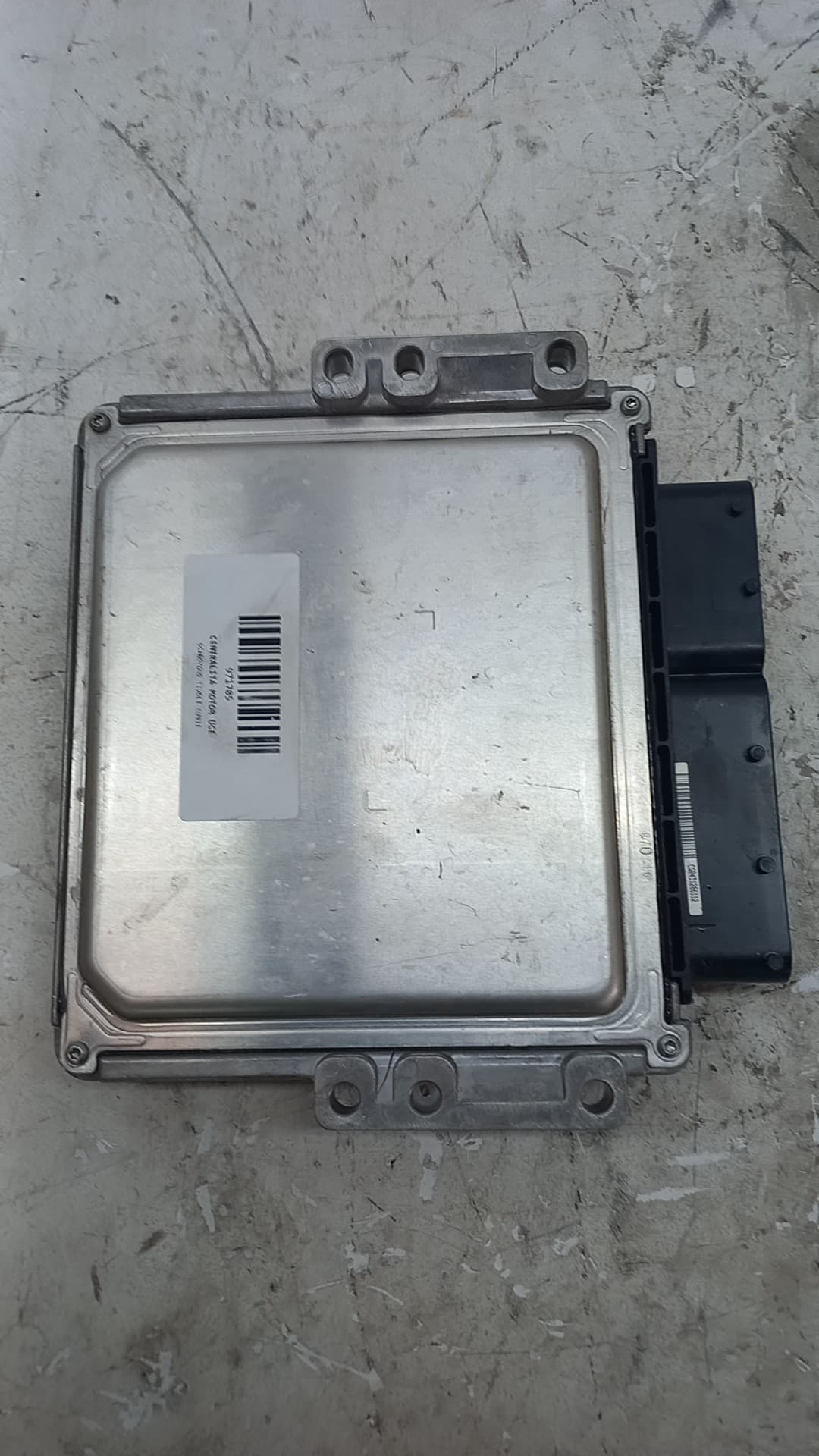 Centralita motor uce SSANGYONG TIVOLI 2