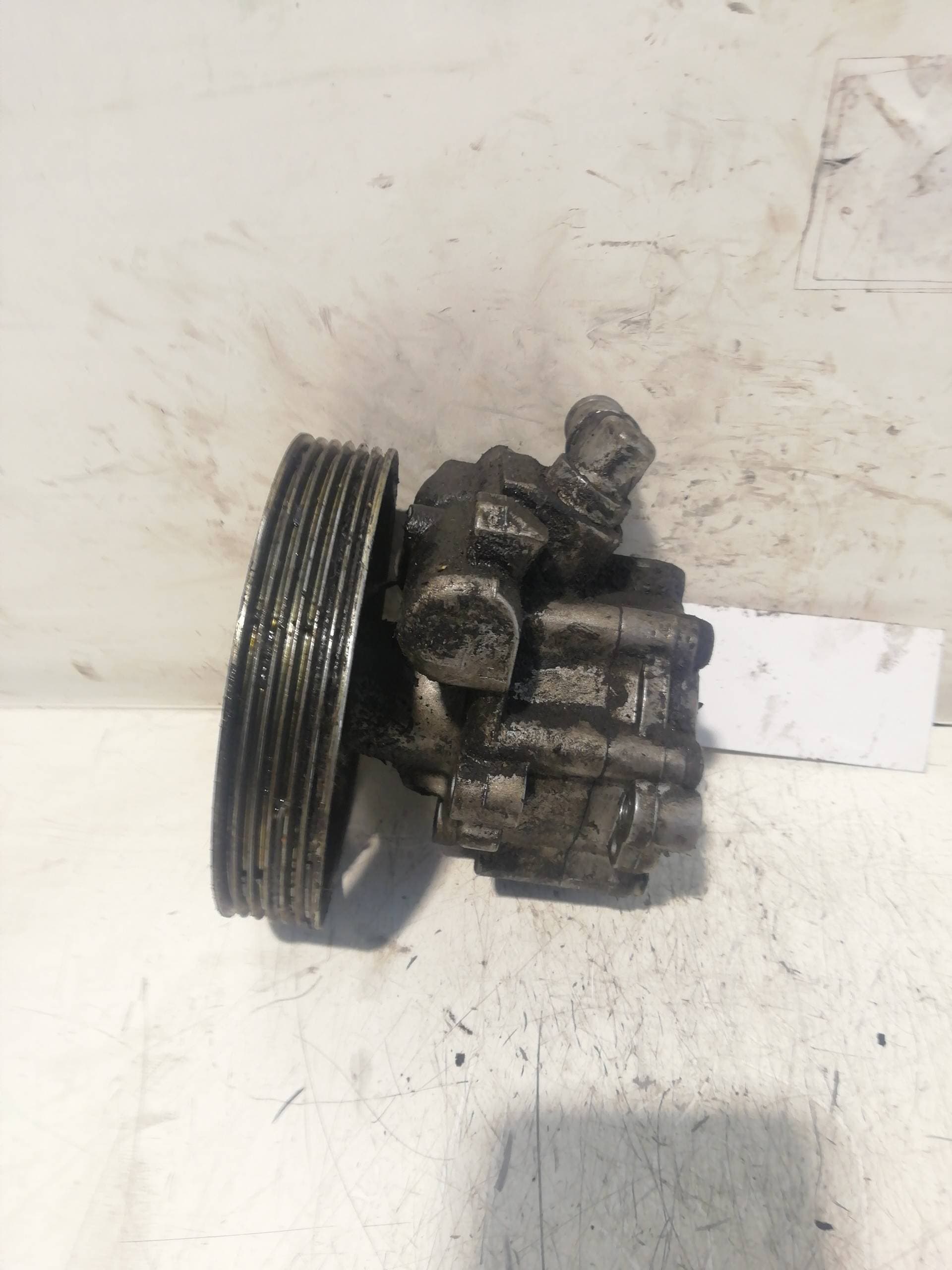 Bomba direccion CITROEN C5 BERLINA 4