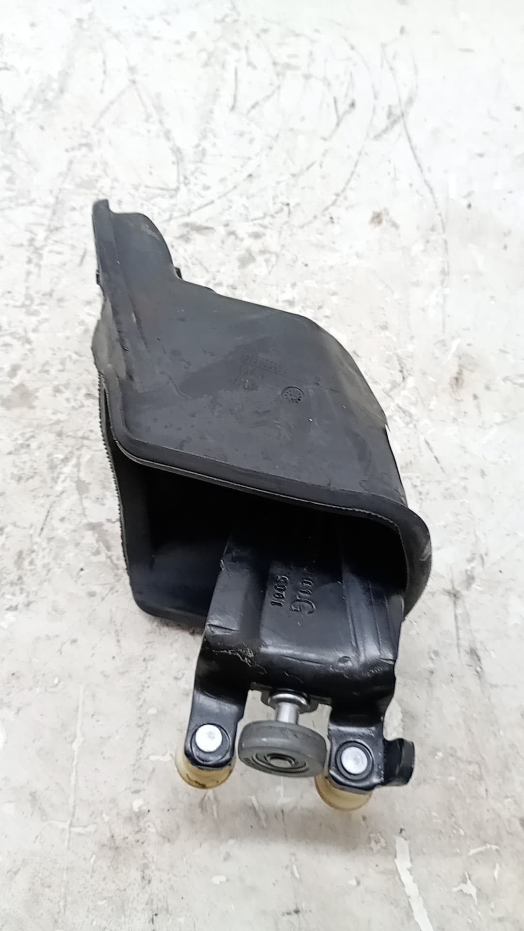 Soporte / guia puerta corredera PEUGEOT RIFTER
