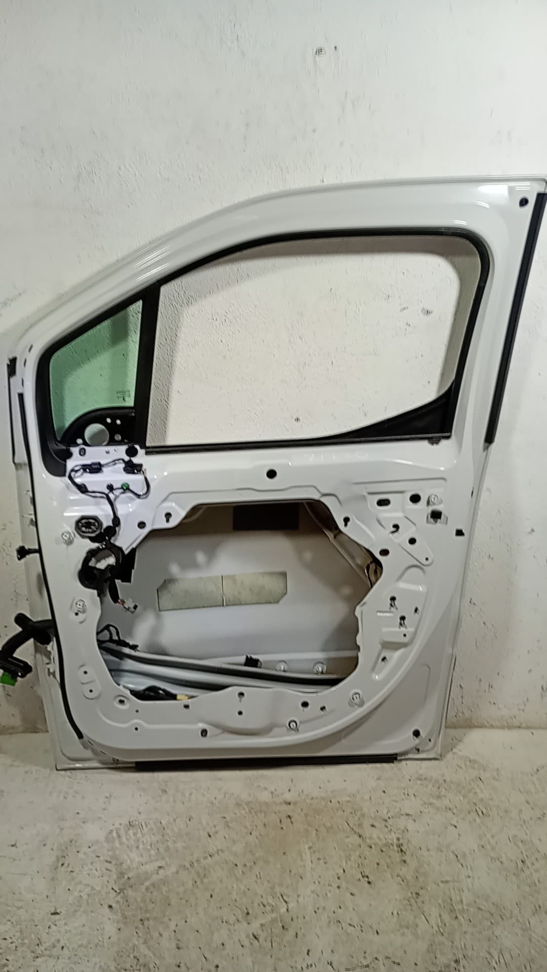 Puerta delantera derecha PEUGEOT RIFTER 2