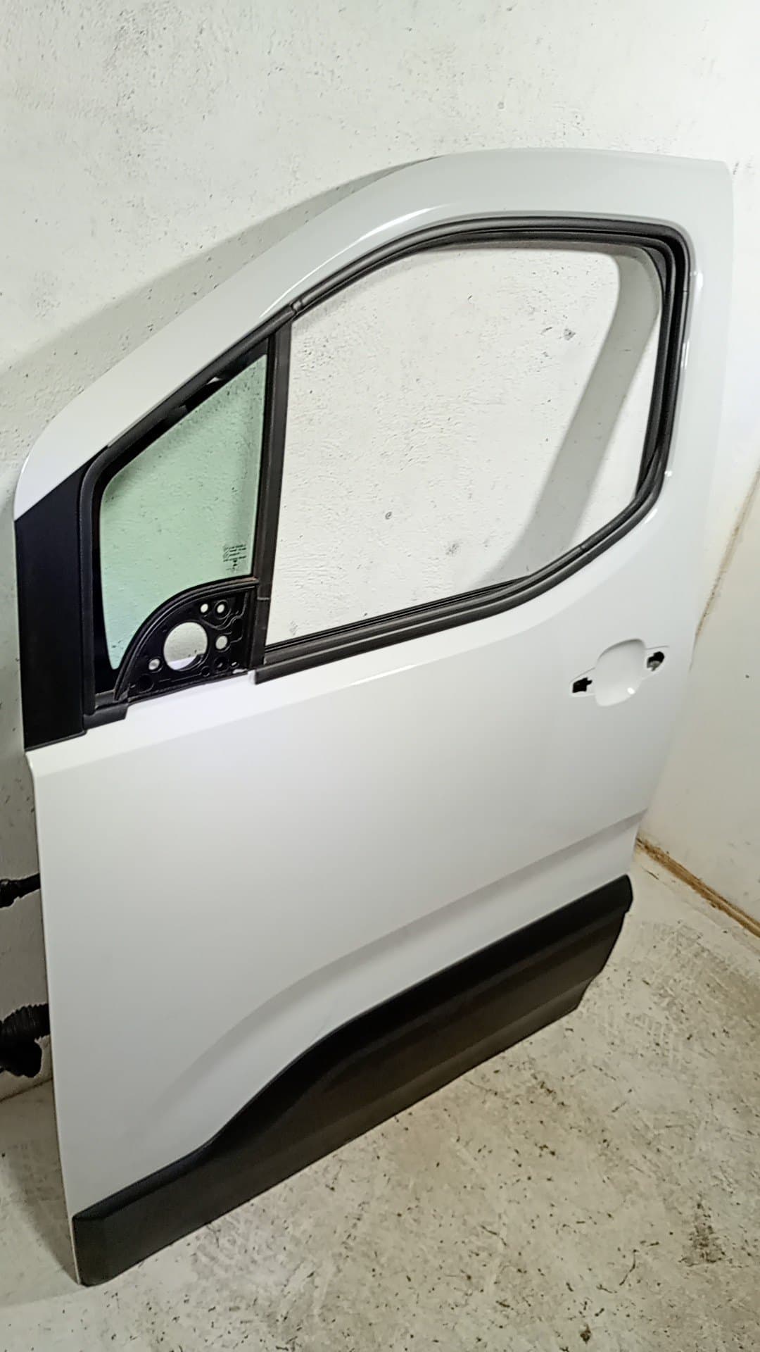 Puerta delantera izquierda PEUGEOT RIFTER 4