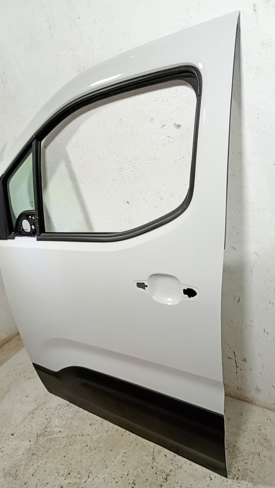 Puerta delantera izquierda PEUGEOT RIFTER 3