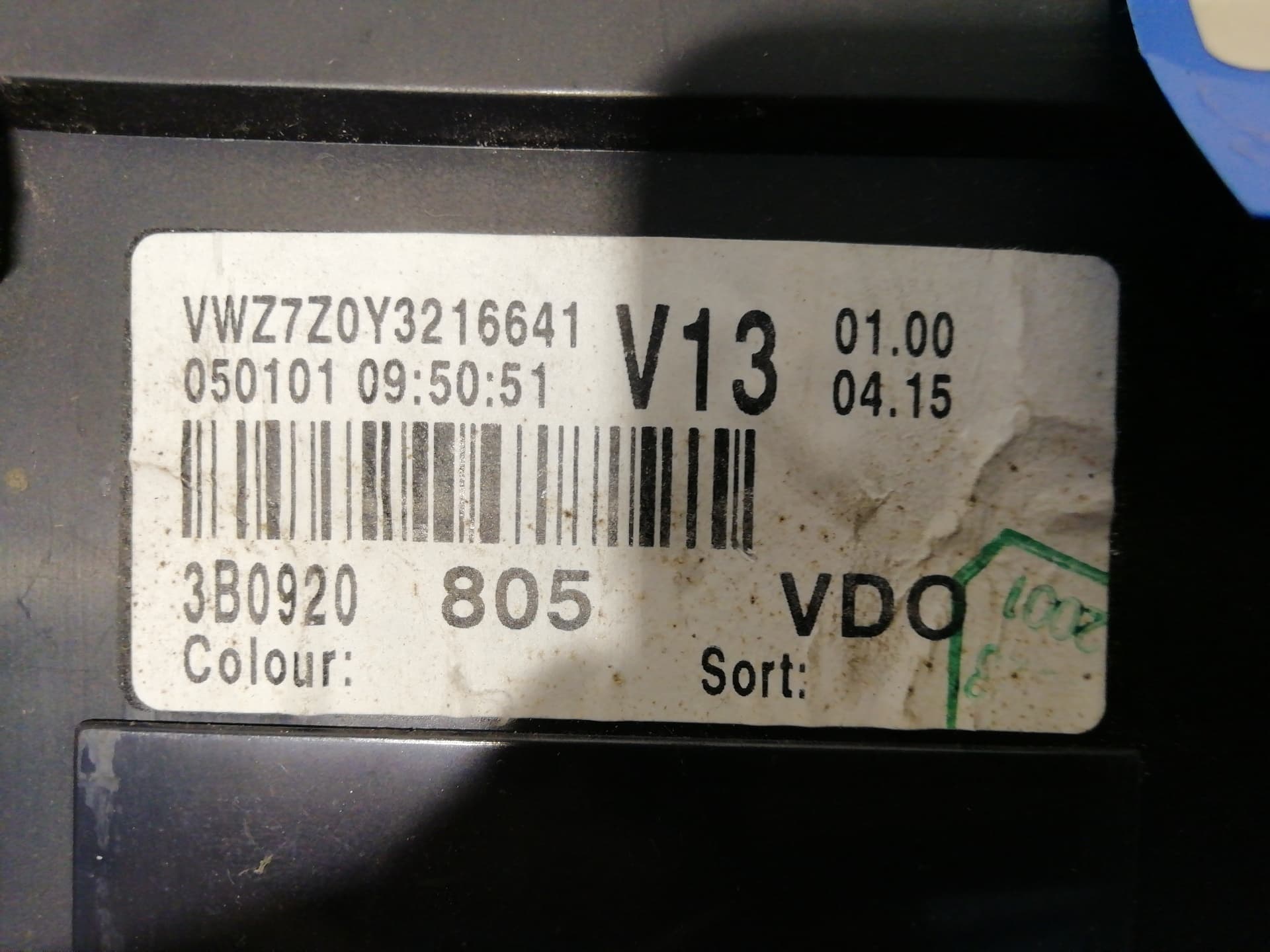 Cuadro instrumentos VOLKSWAGEN PASSAT BERLINA (3B3) 4