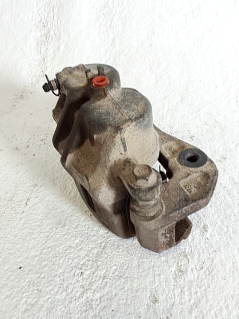 Recambio HYUNDAI SANTA FE (SM) ref. 5813026120 5
