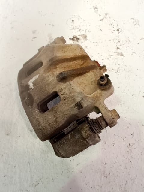 Recambio HYUNDAI SANTA FE (SM) ref. 5811026120 2