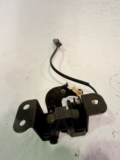 Cerradura maletero / porton HYUNDAI SANTA FE (SM) 2