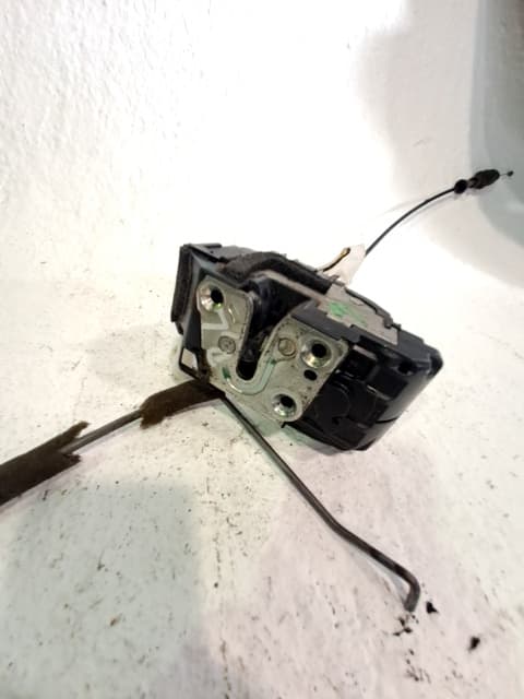 Cerradura puerta delantera izquierda NISSAN QASHQAI (J10)