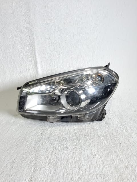 Faro izquierdo NISSAN QASHQAI (J10)
