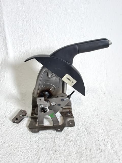Palanca freno de mano NISSAN QASHQAI (J10)