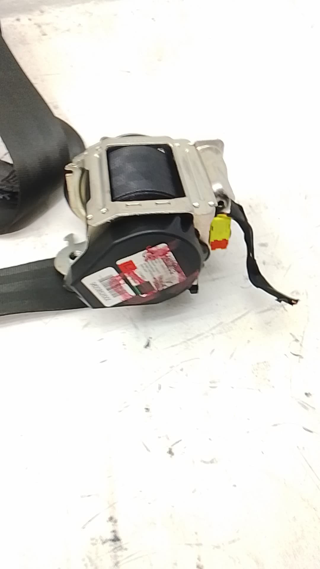 Cinturon seguridad delantero izquierdo OPEL CORSA F 4