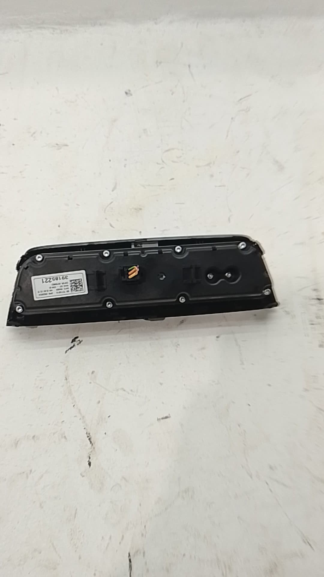 Recambio OPEL CORSA F ref. 9831885680 2