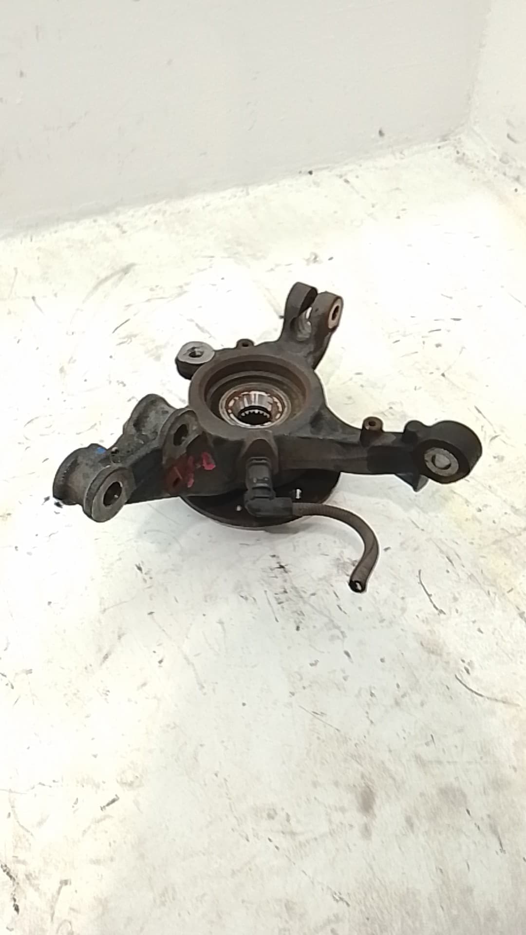 Mangueta delantera izquierda OPEL CORSA F 2