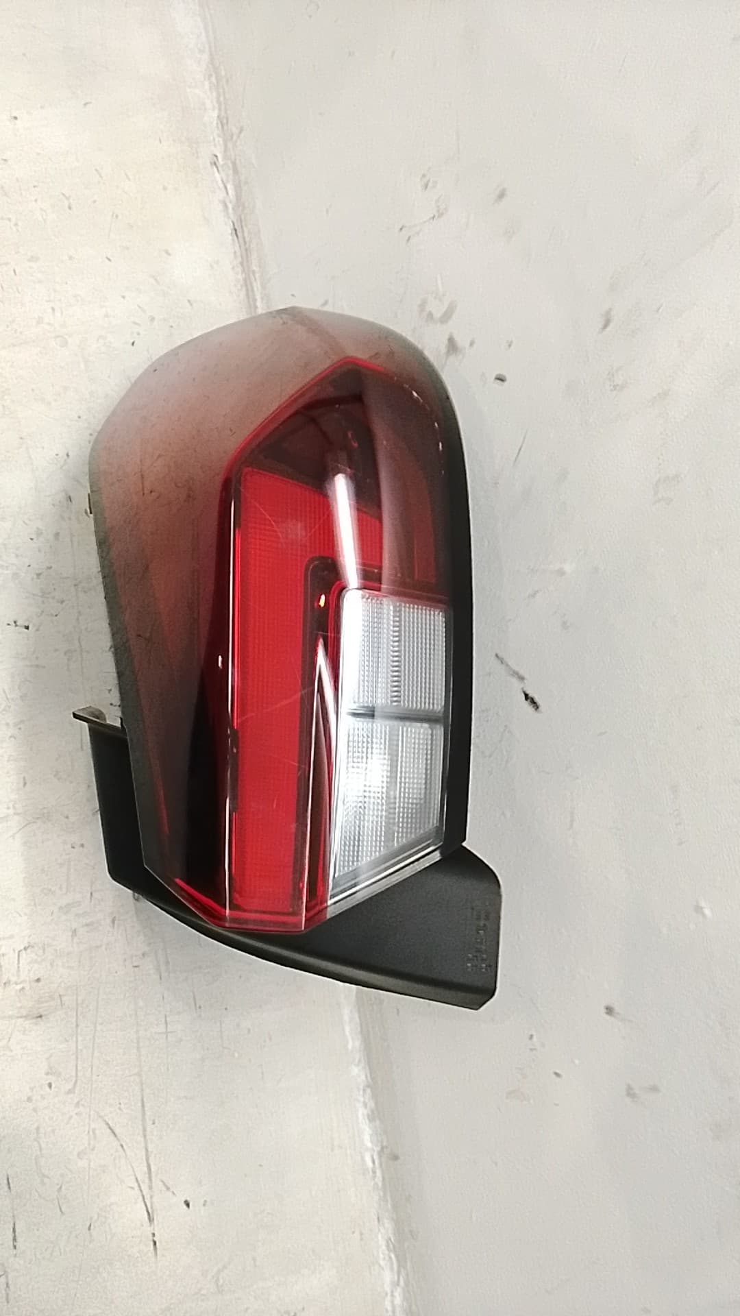 Piloto trasero derecho OPEL CORSA F 4