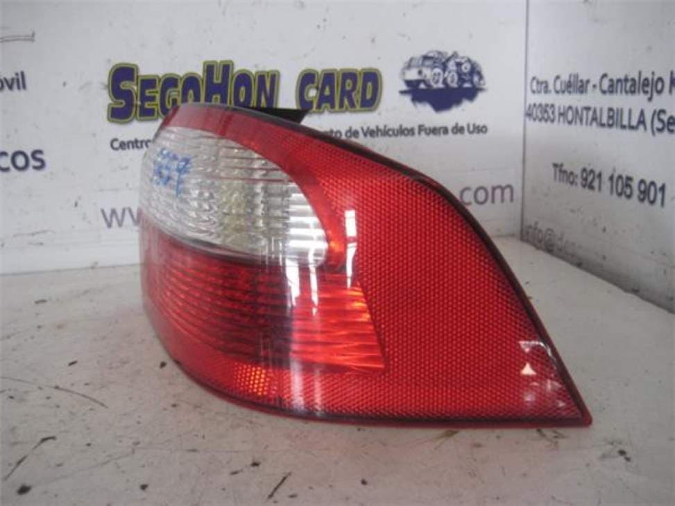 Piloto trasero derecho RENAULT LAGUNA II GRANDTOUR (KG0) 3