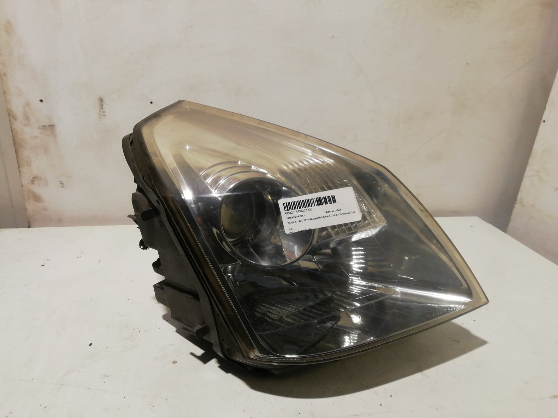 Faro derecho RENAULT VEL SATIS (BJ0)