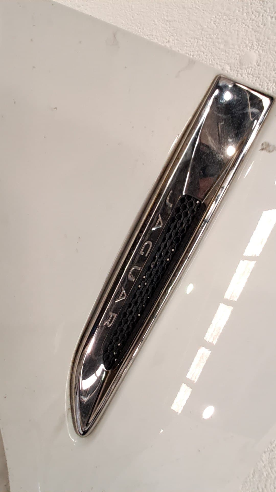 Aleta delantera derecha JAGUAR XF 4