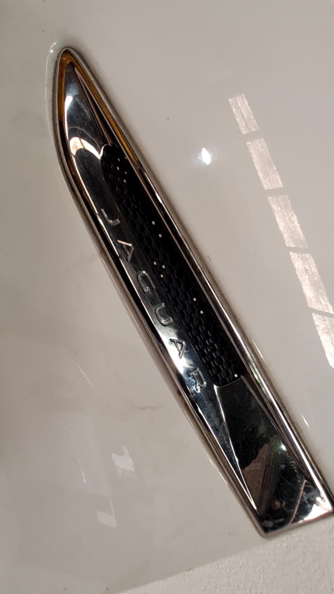 Aleta delantera izquierda JAGUAR XF 4