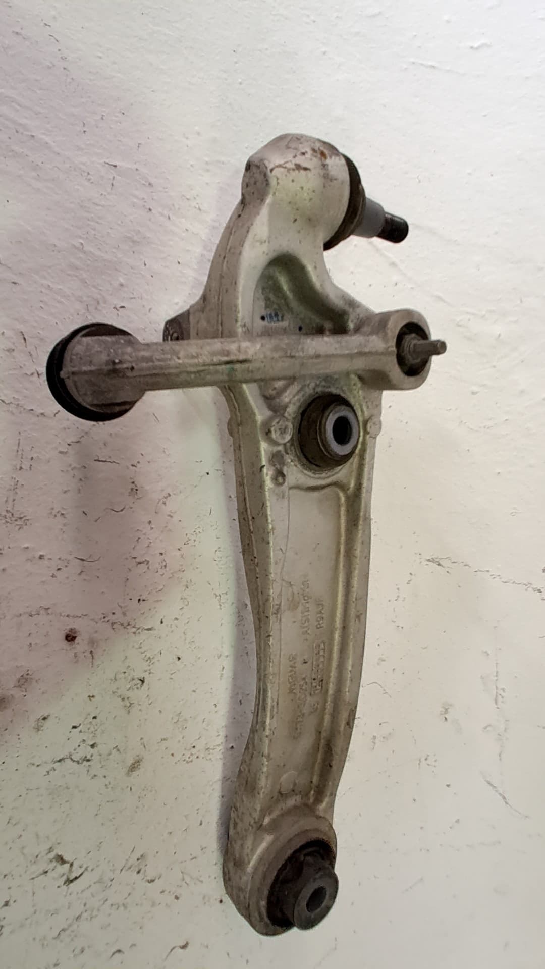 Brazo suspension superior delantero izquierdo JAGUAR XF 2