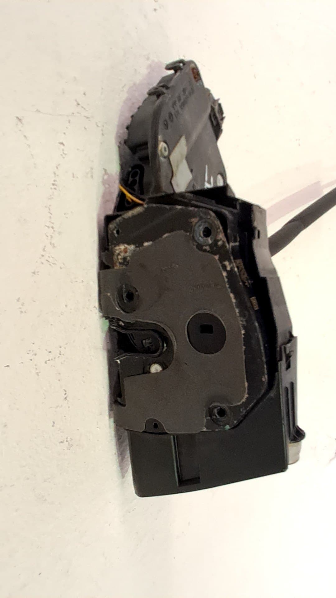 Cerradura puerta trasera izquierda JAGUAR XF