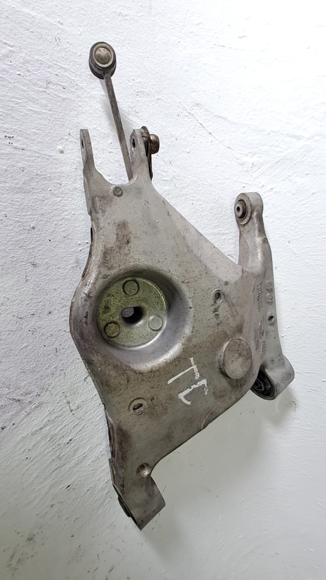 Brazo suspension superior trasero derecho JAGUAR XF 2