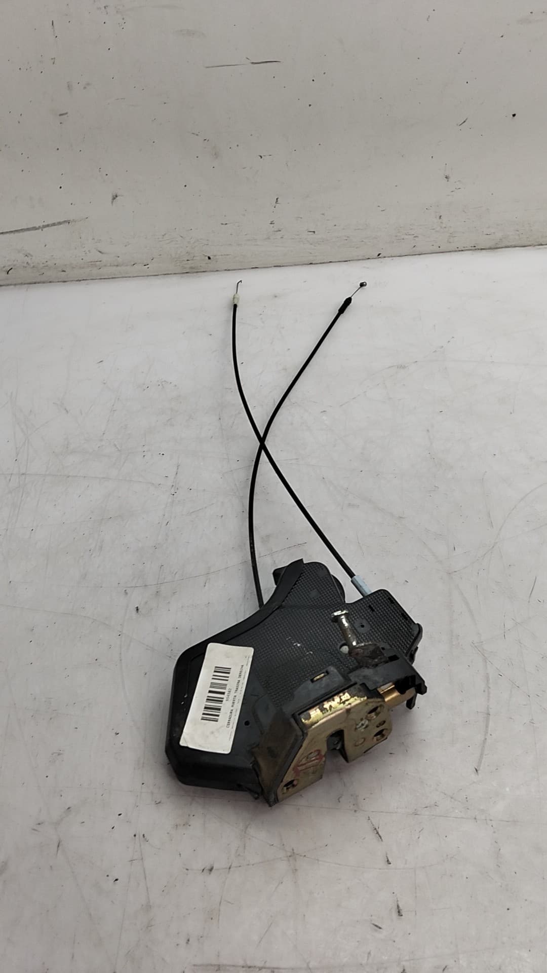 Cerradura puerta trasera derecha TOYOTA COROLLA SEDAN (_E12_)