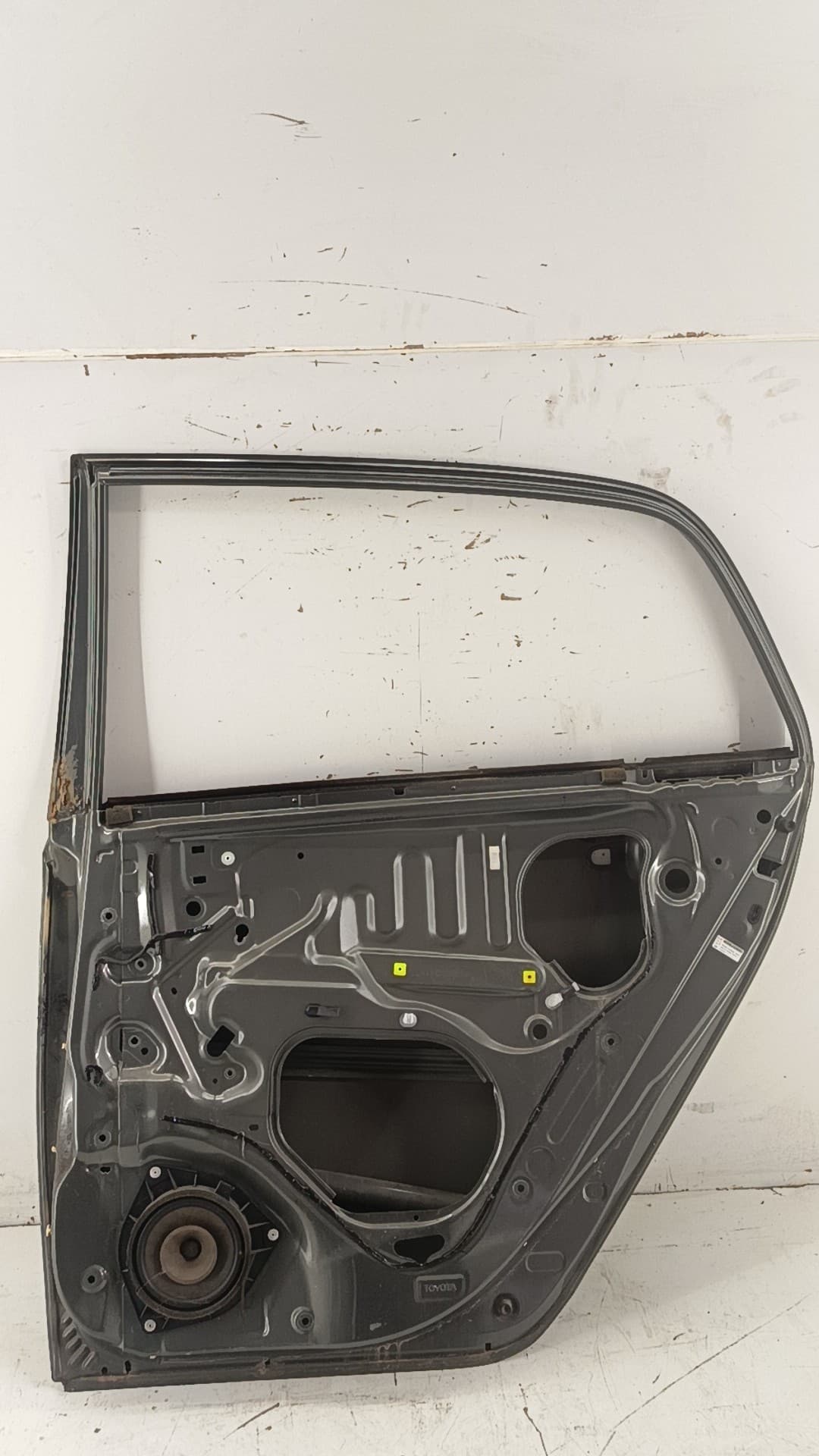 Puerta trasera derecha TOYOTA COROLLA SEDAN (_E12_) 2
