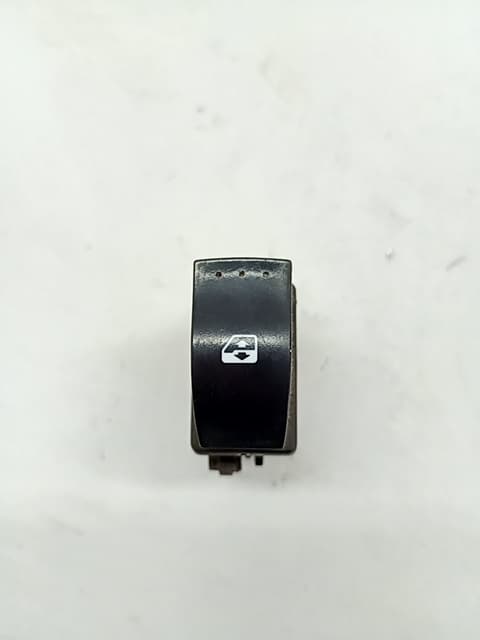 Mando elevalunas delantero derecho RENAULT TRAFIC COMBI (AB 4.01)