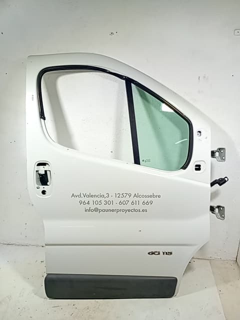Puerta delantera derecha RENAULT TRAFIC COMBI (AB 4.01)