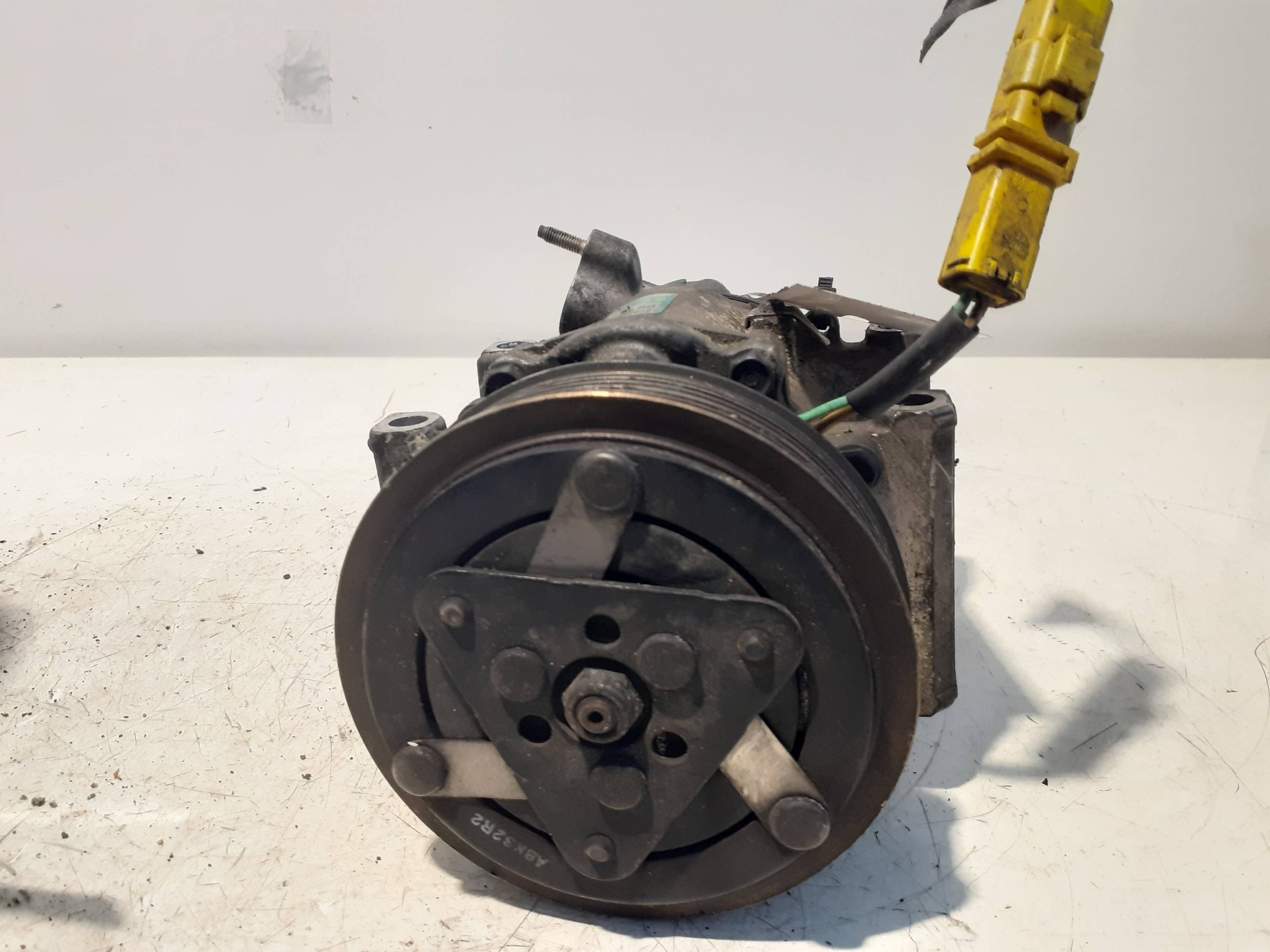 Recambio CITROEN C3 ref. SD6V121439F