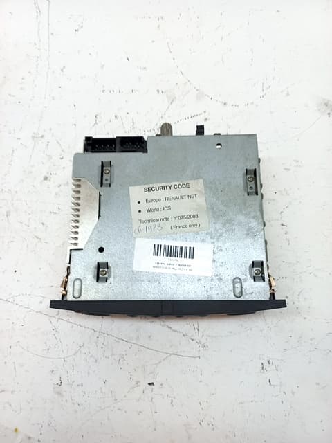Sistema audio / radio cd RENAULT CLIO II (BB_, CB_) 3